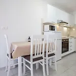 Appartement Bezmalinovic 2 *