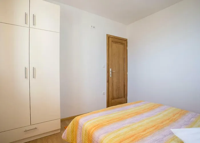 Bezmalinovic 2 Apartament